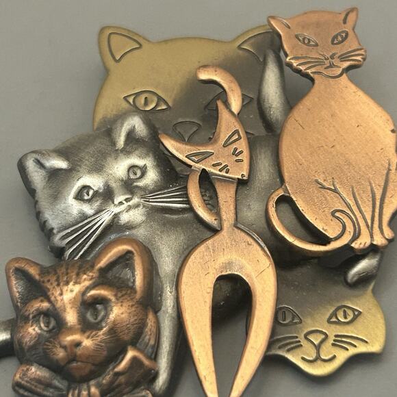 6 Cats Brooch Pin Mixed Metal Tones Silver Gold Copper Figural 3D - Picture 2 of 5